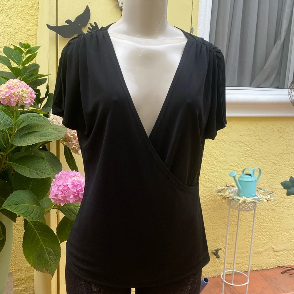Tahari Black tee
